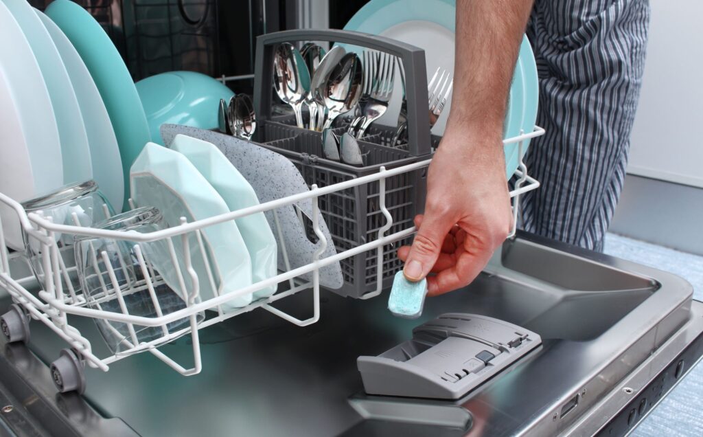 Pico Rivera Dishwasher Cleaning